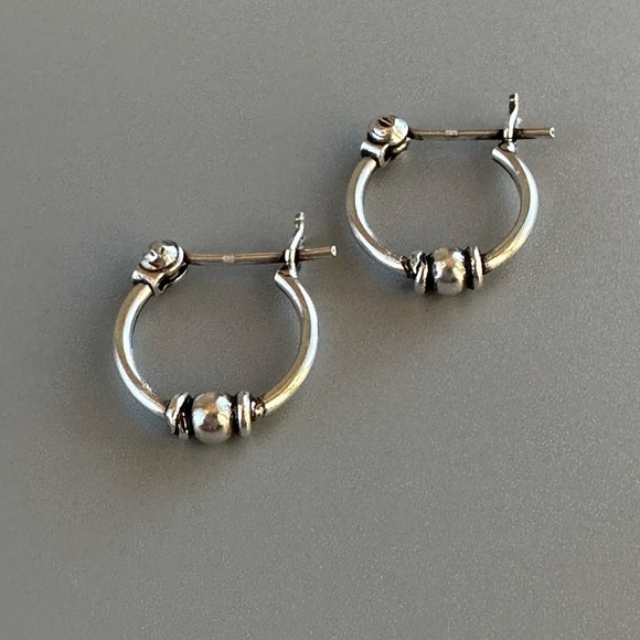 Sterling Silver Bali Hoop Earrings 12mm - Picture 3 of 6